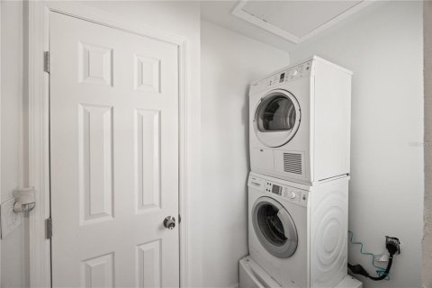 Propiedad comercial en venta en Englewood, Florida, 6 dormitorios, 320.7 m2 № 2155805 - foto 26