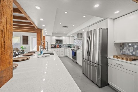 Propiedad comercial en venta en Englewood, Florida, 6 dormitorios, 320.7 m2 № 2155805 - foto 28