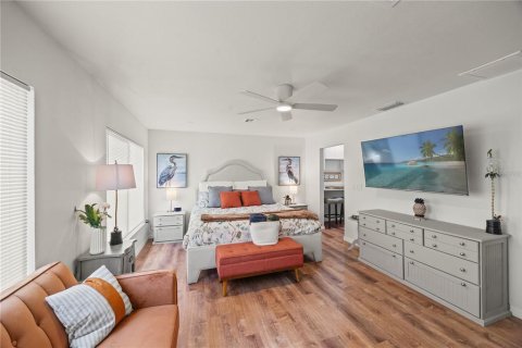 Propiedad comercial en venta en Englewood, Florida, 6 dormitorios, 320.7 m2 № 2155805 - foto 30