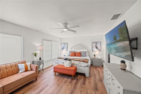 Propiedad comercial en venta en Englewood, Florida, 6 dormitorios, 320.7 m2 № 2155805 - foto 29