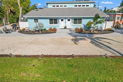 Propiedad comercial en venta en Englewood, Florida, 6 dormitorios, 320.7 m2 № 2155805 - foto 5