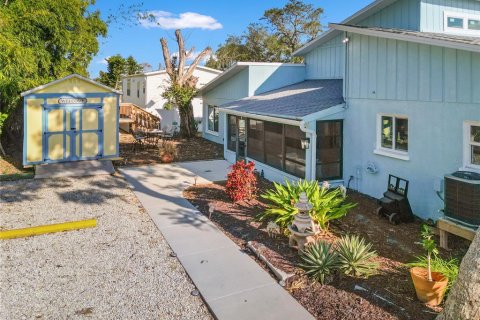 Propiedad comercial en venta en Englewood, Florida, 6 dormitorios, 320.7 m2 № 2155805 - foto 8
