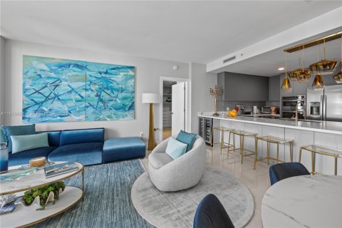 Condo in Miami, Florida, 3 bedrooms  № 1888743 - photo 7