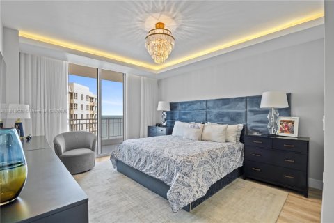 Condo in Miami, Florida, 3 bedrooms  № 1888743 - photo 8