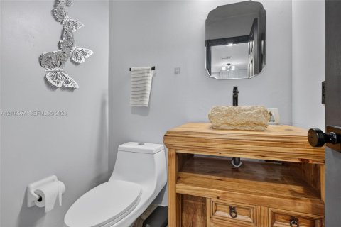 Casa en venta en Pembroke Pines, Florida, 4 dormitorios, 188.31 m2 № 2412477 - foto 19