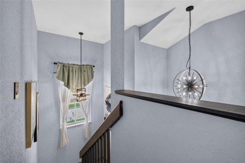 Casa en venta en Pembroke Pines, Florida, 4 dormitorios, 188.31 m2 № 2412477 - foto 26