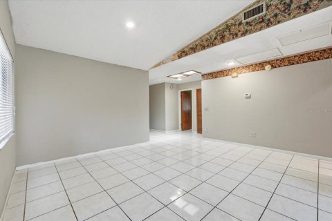 Villa ou maison à vendre à Lakeland, Floride: 2 chambres, 134.34 m2 № 2113960 - photo 9