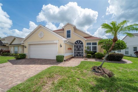 Casa en venta en Orlando, Florida, 3 dormitorios, 181.07 m2 № 1785423 - foto 1