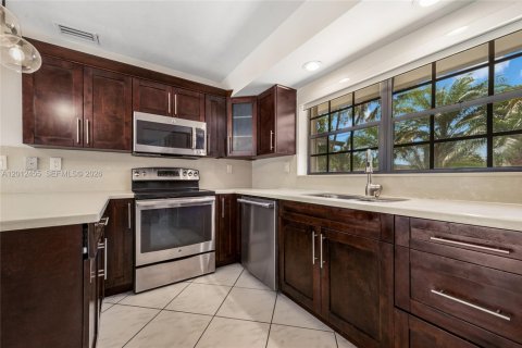 Villa ou maison à louer à Cutler Bay, Floride: 3 chambres, 142.51 m2 № 2076078 - photo 7