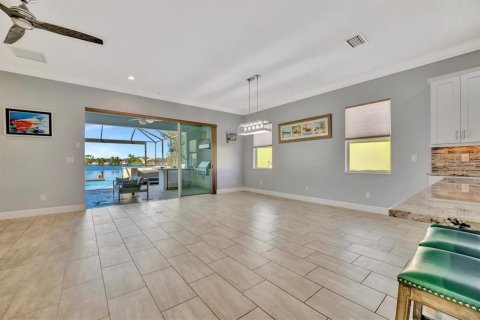 House in Bradenton, Florida 4 bedrooms, 285.67 sq.m. № 1787326 - photo 27