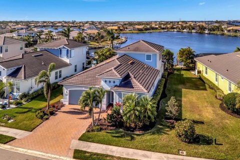 House in Bradenton, Florida 4 bedrooms, 285.67 sq.m. № 1787326 - photo 4