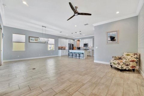 House in Bradenton, Florida 4 bedrooms, 285.67 sq.m. № 1787326 - photo 23