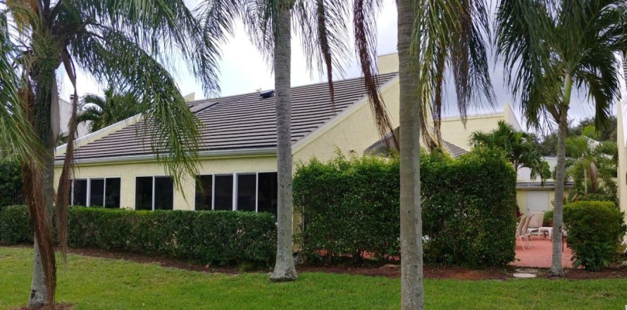 Townhouse in Jupiter, Florida 3 bedrooms, 163.51 sq.m. № 860425