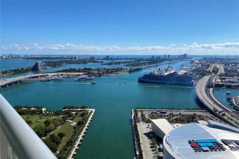 Кондоминиум с 1 спальней в Майами, Флорида № 2005841