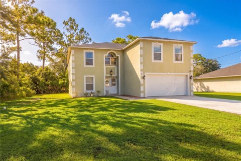 Villa ou maison à Palm Coast, Floride 4 chambres, 266.26 m2 № 2348308
