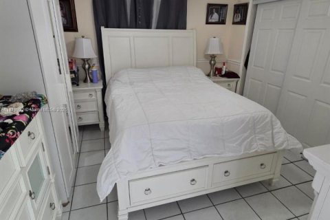 Copropriété à vendre à Miami, Floride: 2 chambres, 71.35 m2 № 1921826 - photo 20