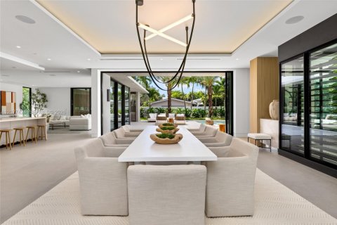 Villa ou maison à vendre à Pinecrest, Floride: 7 chambres, 750.37 m2 № 2323434 - photo 28