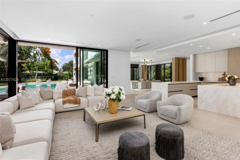Villa ou maison à vendre à Pinecrest, Floride: 7 chambres, 750.37 m2 № 2323434 - photo 18