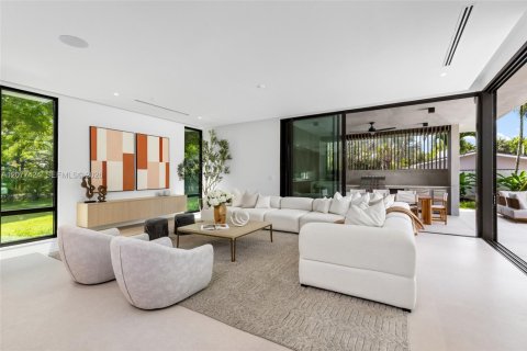 Villa ou maison à vendre à Pinecrest, Floride: 7 chambres, 750.37 m2 № 2323434 - photo 22