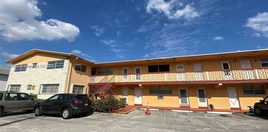 Estudio en el Condominio en Miami, Florida № 2036902