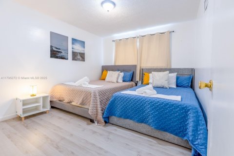 Immobilier commercial à vendre à Miami, Floride № 1959272 - photo 8