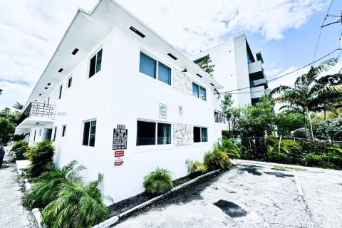 Immobilier commercial à vendre à Miami, Floride № 1959272 - photo 1