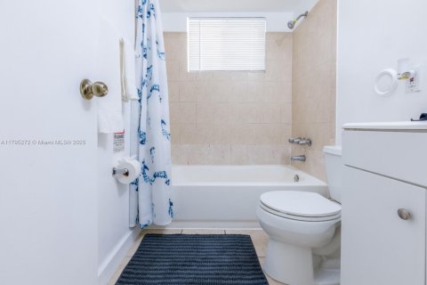 Immobilier commercial à vendre à Miami, Floride № 1959272 - photo 9