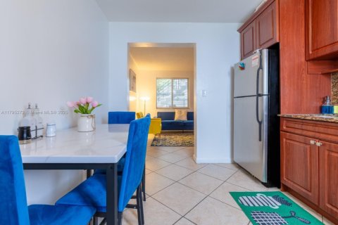 Immobilier commercial à vendre à Miami, Floride № 1959272 - photo 12