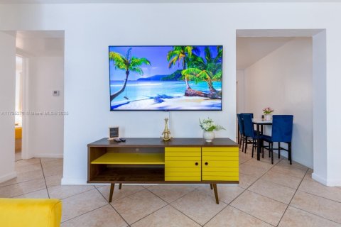 Immobilier commercial à vendre à Miami, Floride № 1959272 - photo 11