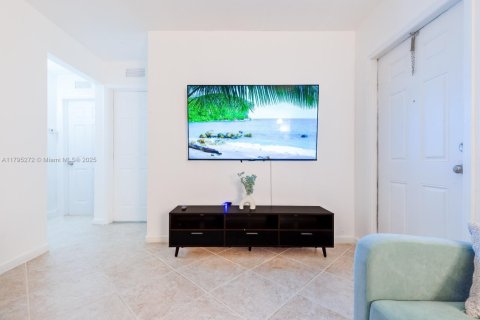 Immobilier commercial à vendre à Miami, Floride № 1959272 - photo 7