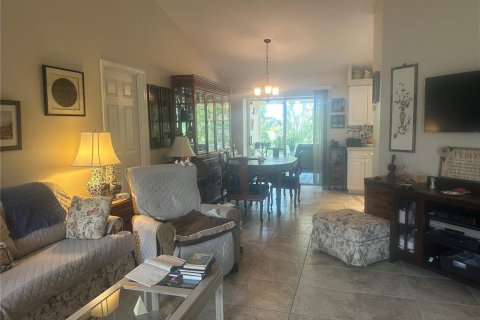 House in North Port, Florida 2 bedrooms, 108.88 sq.m. № 1750122 - photo 5