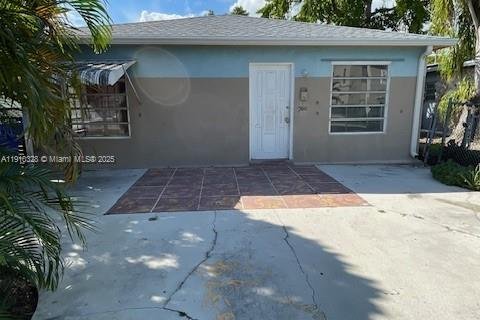 Villa ou maison à vendre à Miami, Floride: 3 chambres, 114.27 m2 № 1966468 - photo 1