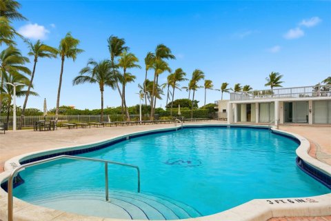 Купить кондоминиум в Майами-Бич, Флорида 2 спальни, 152.82м2, № 1966077 - фото 29