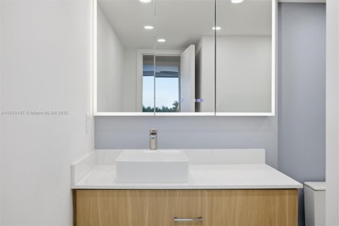 Купить кондоминиум в Майами-Бич, Флорида 2 спальни, 152.82м2, № 1966077 - фото 25
