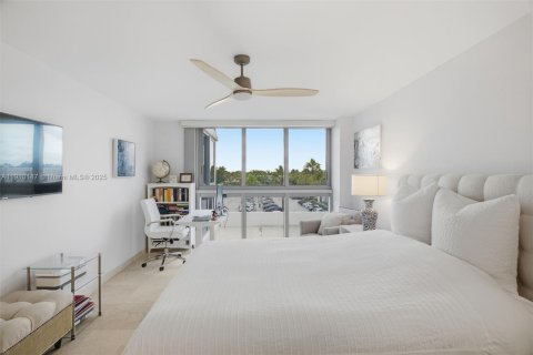 Купить кондоминиум в Майами-Бич, Флорида 2 спальни, 152.82м2, № 1966077 - фото 17