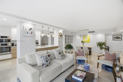 Купить кондоминиум в Майами-Бич, Флорида 2 спальни, 152.82м2, № 1966077 - фото 5