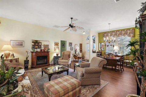 House in Leesburg, Florida 2 bedrooms, 222.97 sq.m. № 1435877 - photo 9