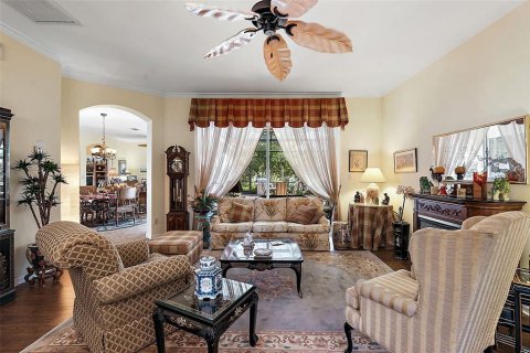 House in Leesburg, Florida 2 bedrooms, 222.97 sq.m. № 1435877 - photo 8