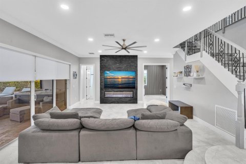 Villa ou maison à vendre à Wellington, Floride: 6 chambres, 366.13 m2 № 2383079 - photo 23