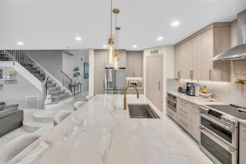 Villa ou maison à vendre à Wellington, Floride: 6 chambres, 366.13 m2 № 2383079 - photo 13