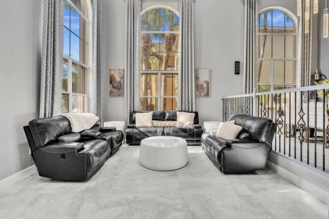 Villa ou maison à vendre à Wellington, Floride: 6 chambres, 366.13 m2 № 2383079 - photo 5