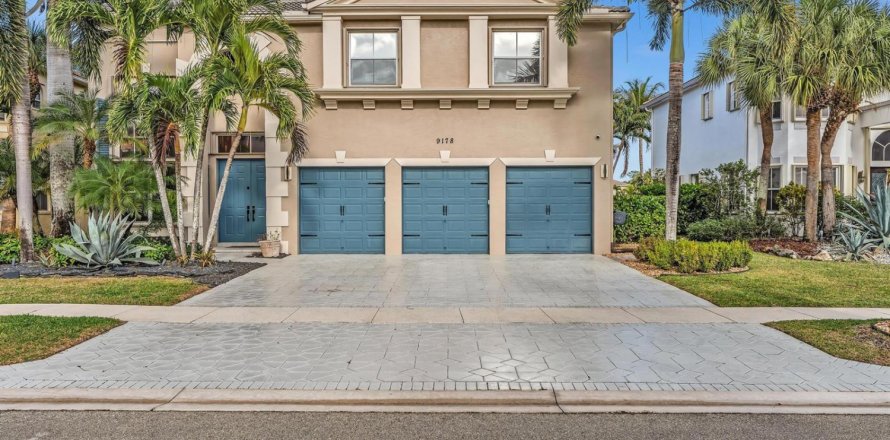 Villa ou maison à Wellington, Floride 6 chambres, 366.13 m2 № 2383079