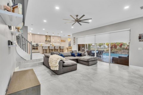 Villa ou maison à vendre à Wellington, Floride: 6 chambres, 366.13 m2 № 2383079 - photo 25