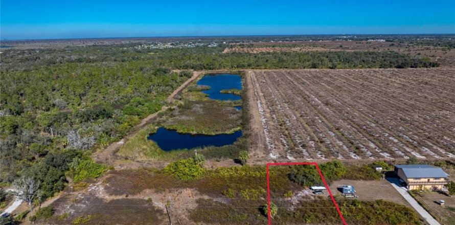 Land in Punta Gorda, Florida № 2162903