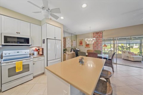 House in Sarasota, Florida 2 bedrooms, 107.3 sq.m. № 1529999 - photo 4