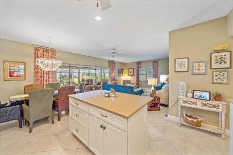 House in Sarasota, Florida 2 bedrooms, 107.3 sq.m. № 1529999 - photo 5