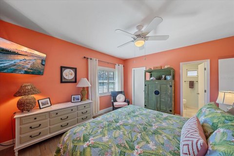 House in Sarasota, Florida 2 bedrooms, 107.3 sq.m. № 1529999 - photo 18