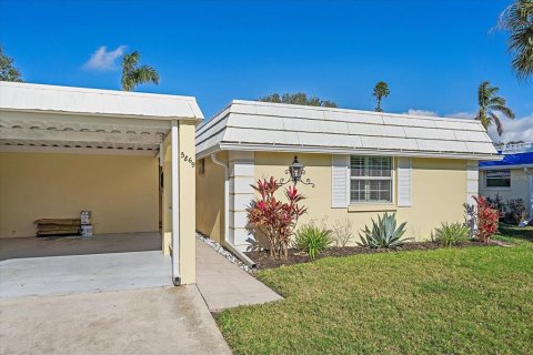 House in Sarasota, Florida 2 bedrooms, 107.3 sq.m. № 1529999 - photo 25