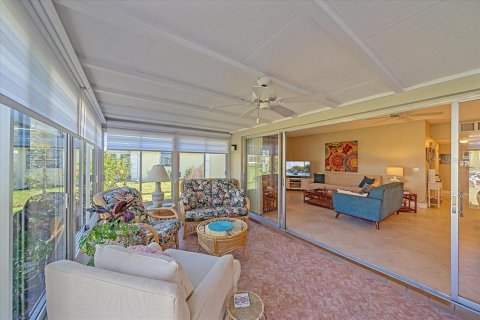 House in Sarasota, Florida 2 bedrooms, 107.3 sq.m. № 1529999 - photo 14