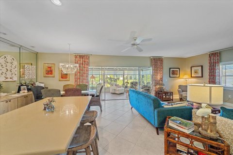 House in Sarasota, Florida 2 bedrooms, 107.3 sq.m. № 1529999 - photo 7